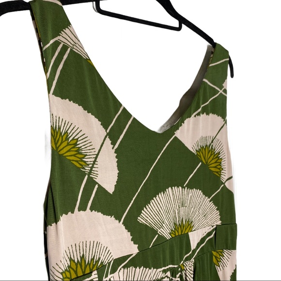 BCBGMaxazria Olive Sleeveless Dress Size Large - Picture 7 of 7